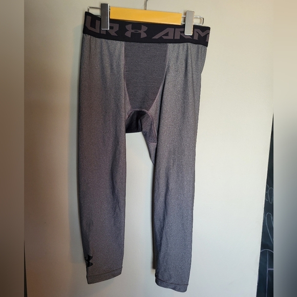 NWOT Men Under Armour Underwear Size Medium (26 inch) - Picture 2 of 4